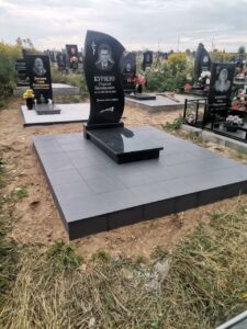 Одиночный памятник 123
